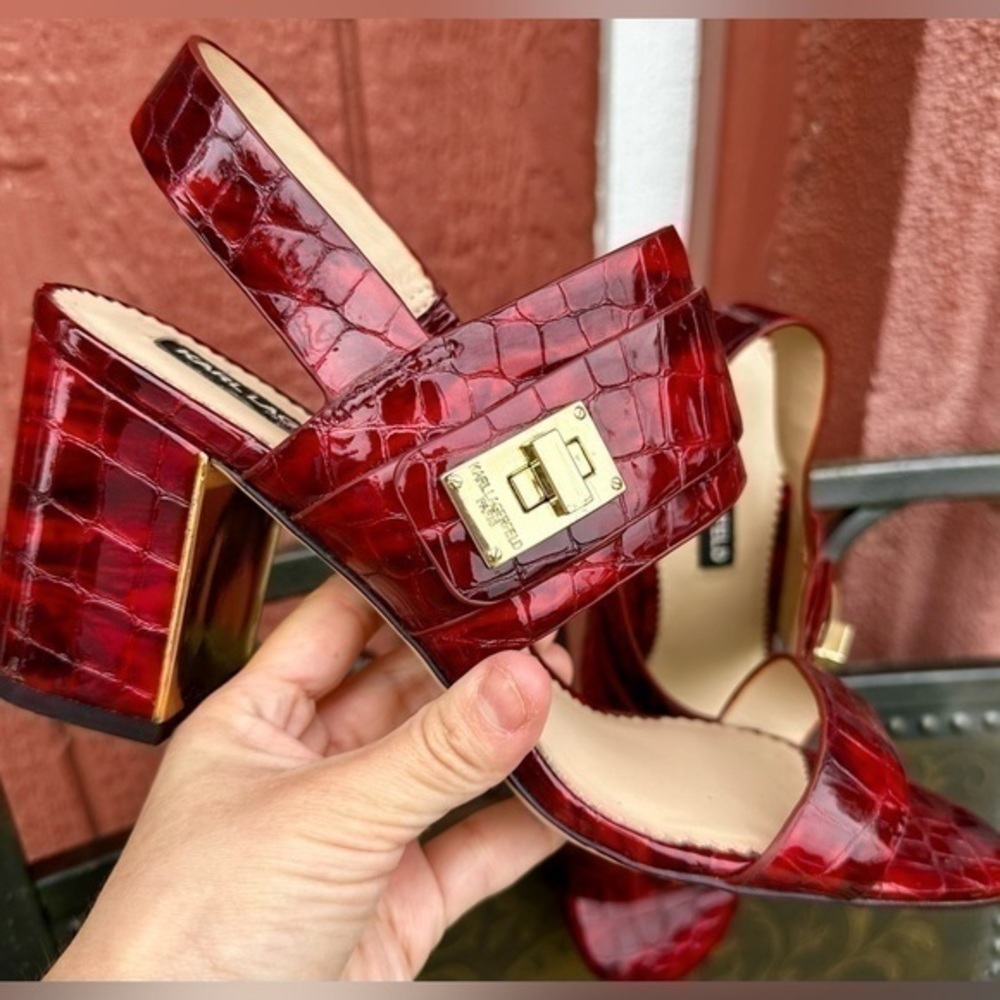 Karl Lagerfeld Jaylynn Patent Leather Sling back - Picture 7 of 15